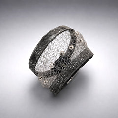 ERMAN KEAN bracelet perle d'argent collection Méandres